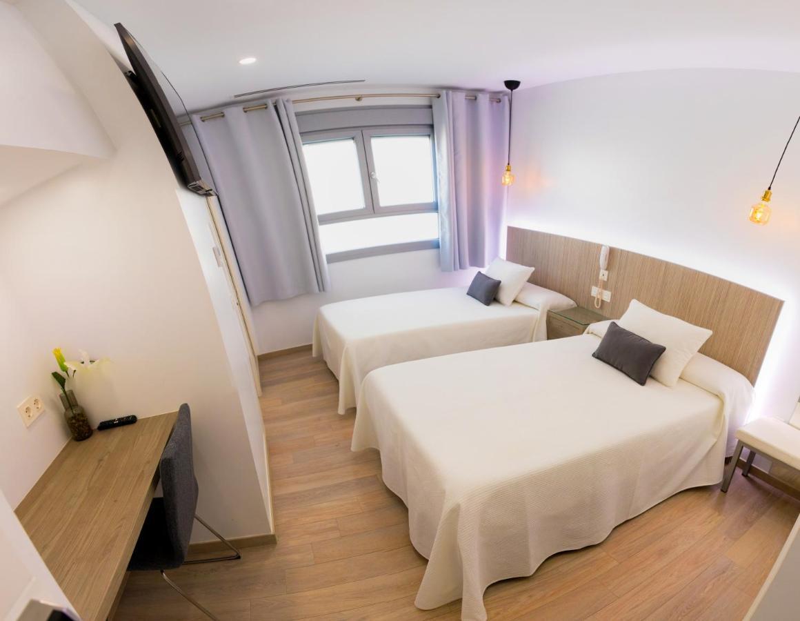 énfasis Hotel 2*